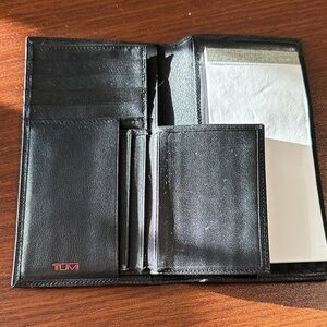 TUMI Black Leather Card Holder EUC